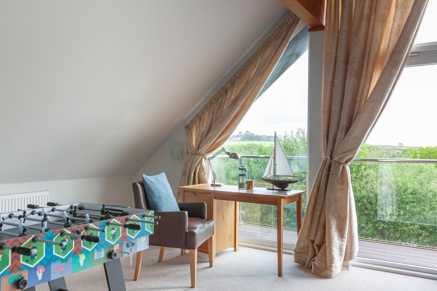 Kingfisher Hot Tub & Log Burner House On Premium Lakeside With Resort Facilities St Columb Major Eksteriør bilde